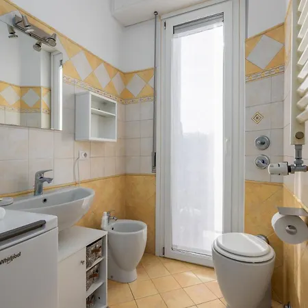 Maiolica - Free Parking And Great Connection To Linate And Duomo Daire Milano